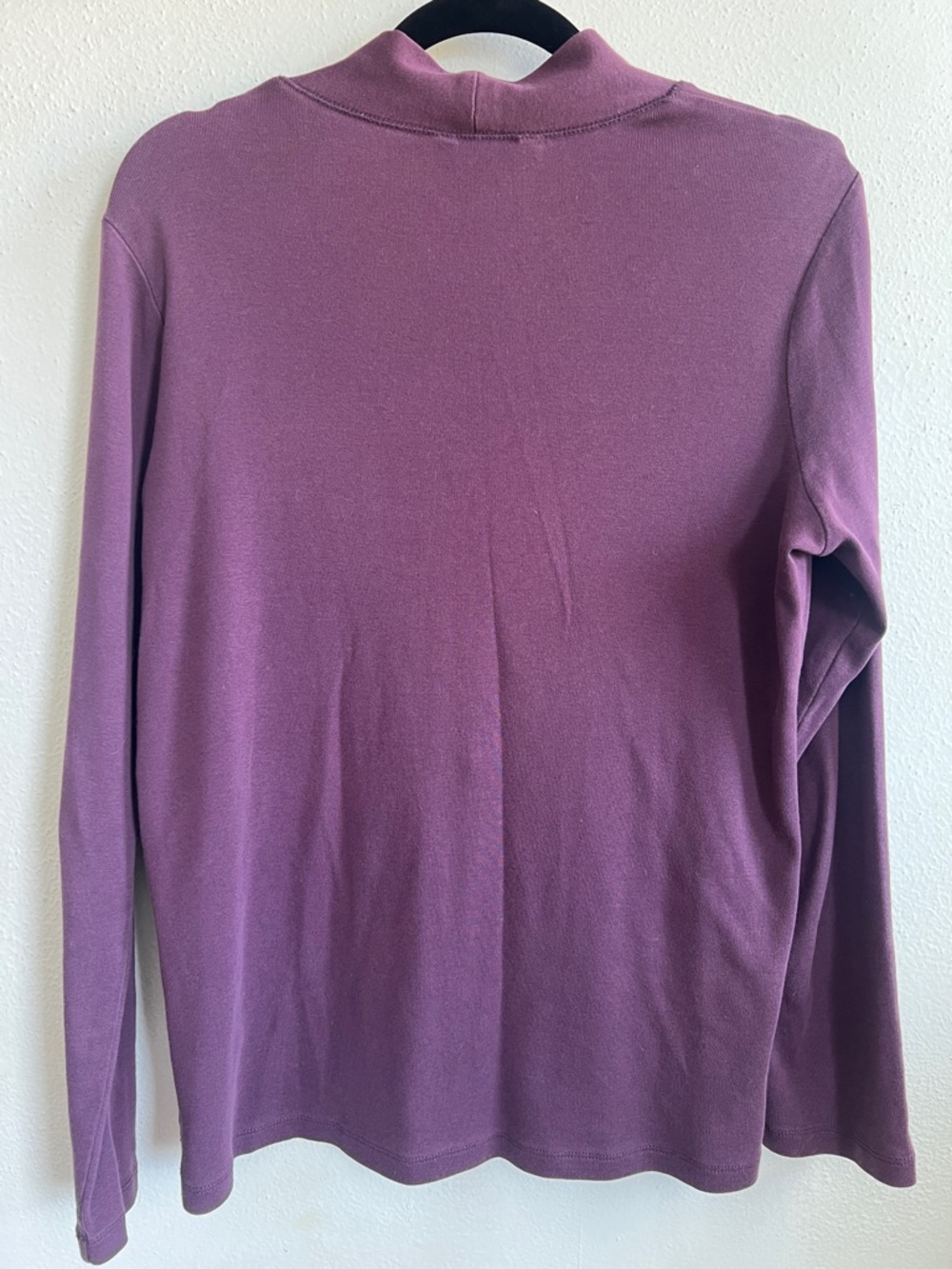 Eddie Bauer Long Sleeve V-Neck Tee - Picture 3 of 3